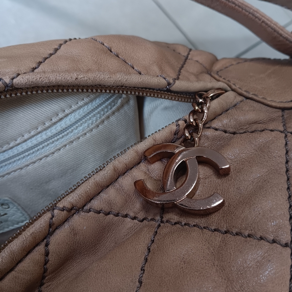✨️Chanel Vintage Hobo Cloudy Beige Lambskin Bag - Picture 13 of 17